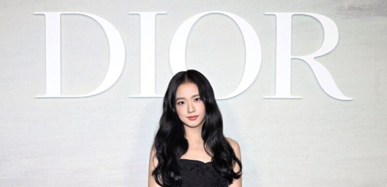 Jisoo’s Luxurious Look In a Black Mini Dress At Dior’s Paris Fashion Week Show