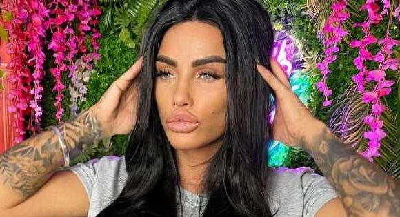 Katie Price shocked as new teeth fall out revealing gap and shaved-down peg
