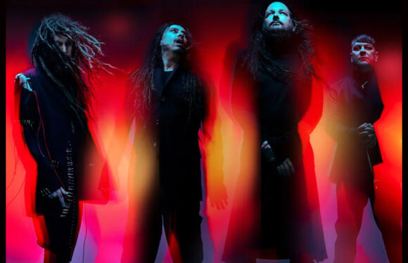 Korn's Brian 'Head' Welch Stars In Local Furniture Store Commercial