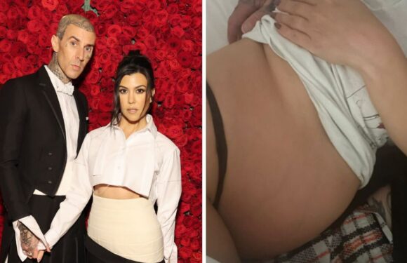 Kourtney Kardashian shows baby bump in thong in intimate Travis Barker photo