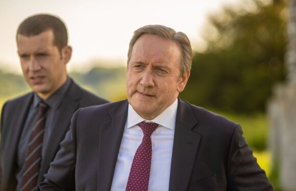 Midsomer Murders star addresses taking over poisoned chalice from John Nettles