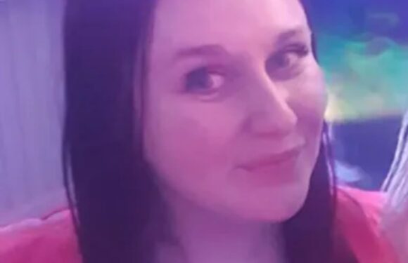 Mum-of-two stabbed to death with a Stanley knife by stranger as she sat on her front doorstep while baby slept upstairs | The Sun