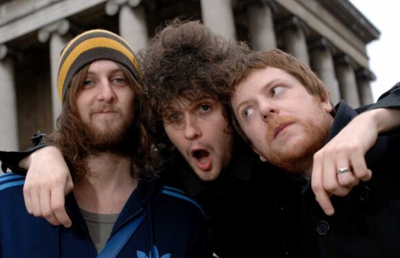 Noughties indie rock band unrecognisable 17 years after huge hit and band split where they 'couldn't be in same room' | The Sun