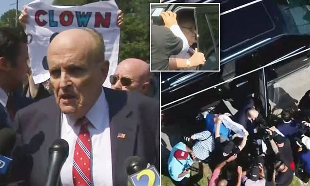 Rudy Giuliani SURRENDERS at Georgia jail