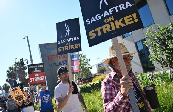 SAG-AFTRA to Extend Health Care Coverage for Members Who Lost Work Because of WGA Strike