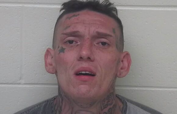 Squatter Wearing Only Underwear Accused of Nearly Drowning Deputy During Manhunt