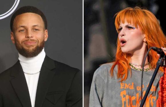 Steph Curry Surprises Crowd With Performance at Paramore Show