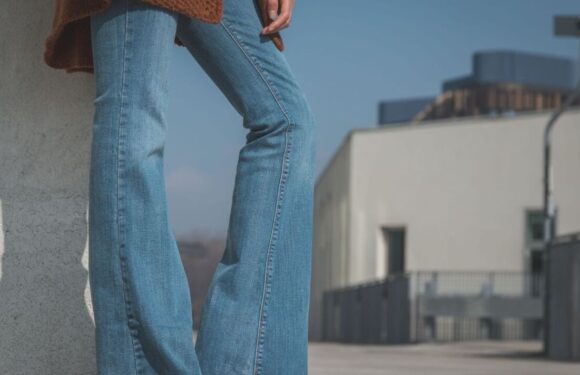 Style expert shares how women over 50 can look younger ‘instantly’