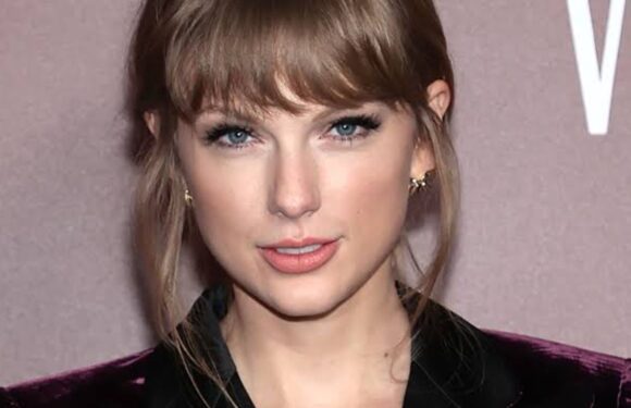 Taylor Swift Allegedly Turned Down Super Bowl Offer To Play Halftime Show Next Year