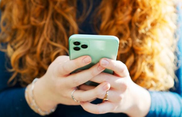 The 'speed bump' hack is for everyone who automatically opens social media