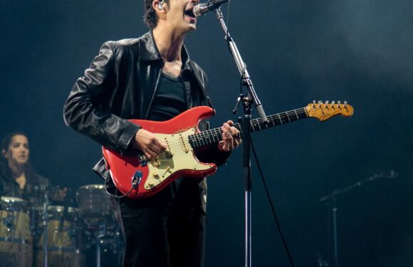 The 1975’s Matty Healy pays tribute to Lewis Capaldi at Reading Festival