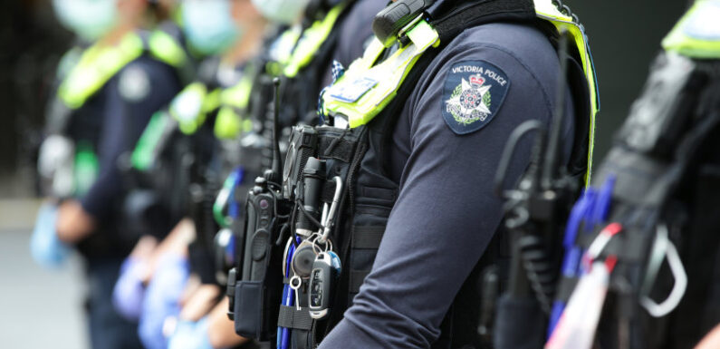 Victoria police sergeant facing more than 80 child sex charges, extradition sought