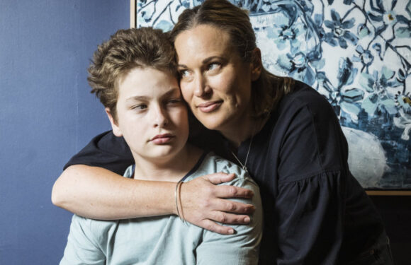 Vulnerable children to lose classroom support in big cut to specialised teachers