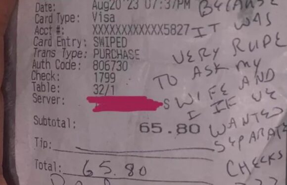 Waitress stunned after disgruntled customer leaves message on receipt