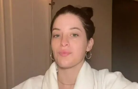 Woman reveals hotel beauty hack to depuff your face – but people are horrified | The Sun