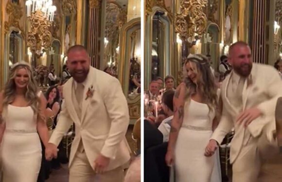 Wrestling Star Mojo Muhtadi Gets Married In Italy, We're Hyped!