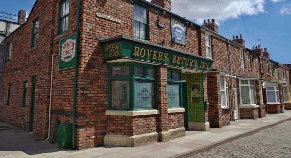 Young Coronation Street star confirmed for return after extended break