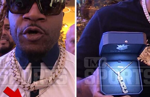 Adam 'Pacman' Jones Gifts Weed Business Team Iced-Out Chains