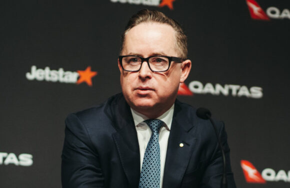 Alan Joyce should front up to Qatar Airways inquiry: Coalition
