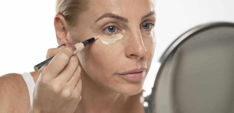 Applying ‘wrong’ makeup item can ‘add years’ to your face and highlight wrinkles