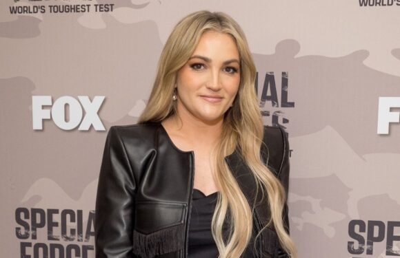 Britney Spears fans furious as sister Jamie Lynn joins Dancing With The Stars