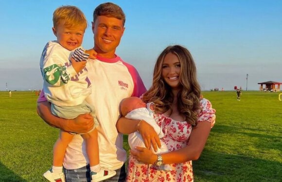 Charlotte Dawson praised for keeping it real as zip breaks on dress after tea