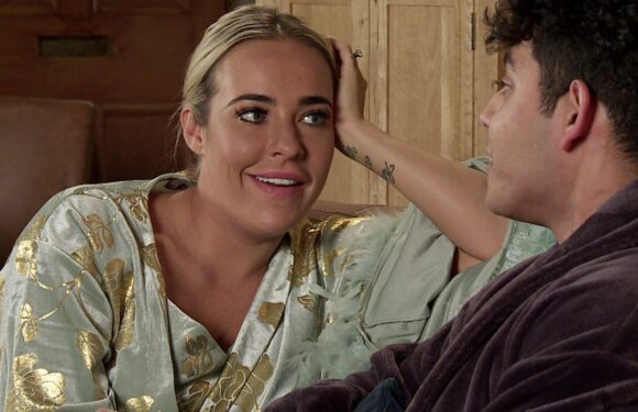 Coronation Street fans work out huge Courtney Vance family twist