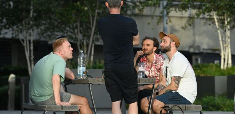 Corrie stars Colson Smith, Jack P Shepherd and Ben Price soak up September heatwave