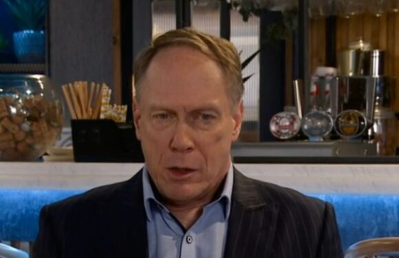 Corries Stephen to get away with murder despite Carlas drug discovery