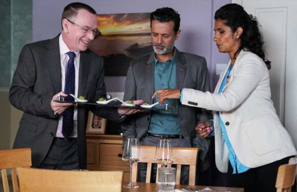 EastEnders drops hint about Christmas murder victim with 'telling comment' | The Sun