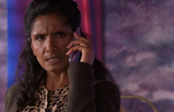 EastEnders fans ‘rumble’ Christmas death after brutal prison attack