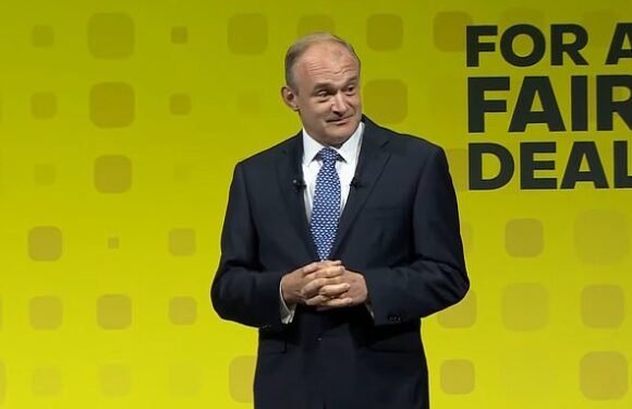 Ed Davey makes 'C-word' dig at the Tories in Lib Dem conference speech