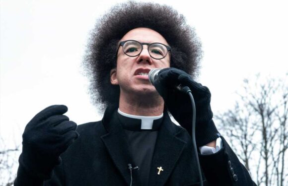 GB News suspends THIRD presenter Calvin Robinson for defending Dan Wootton over Laurence Fox row | The Sun