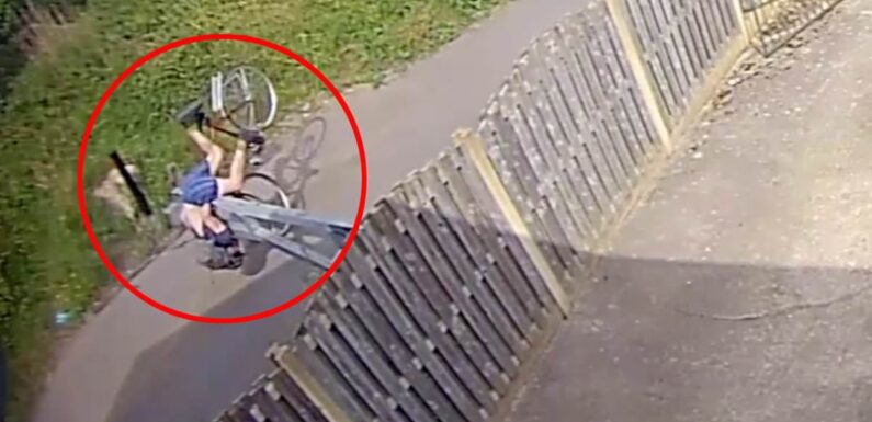 Hapless cyclist poleaxed after failing to spot gate