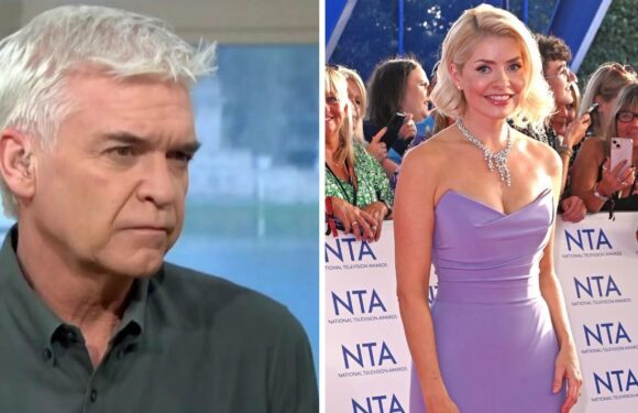 Holly Willoughby’s Phillip Schofield snub as she mentions This Morning ‘family’