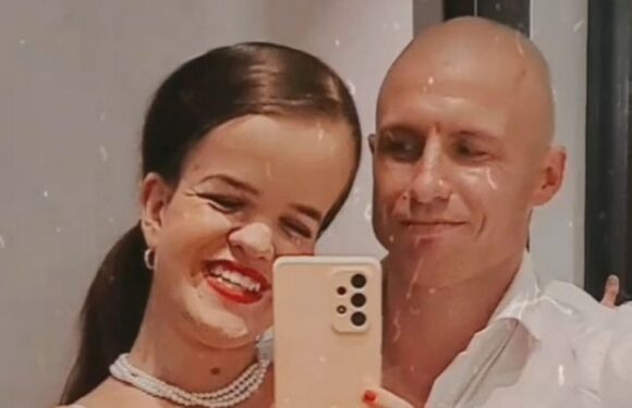 Im a 3ft 8in model earning hundreds from racy snaps – it was my lovers idea