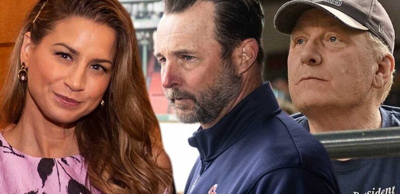 Jason Varitek's Wife Rips Curt Schilling For Revealing Tim Wakefield's Cancer Diagnosis