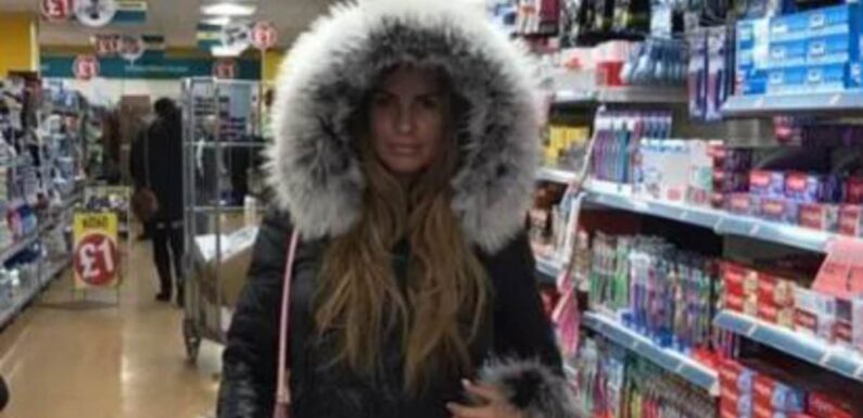 Katie Price furiously claims two girls shouted 's**g' at her