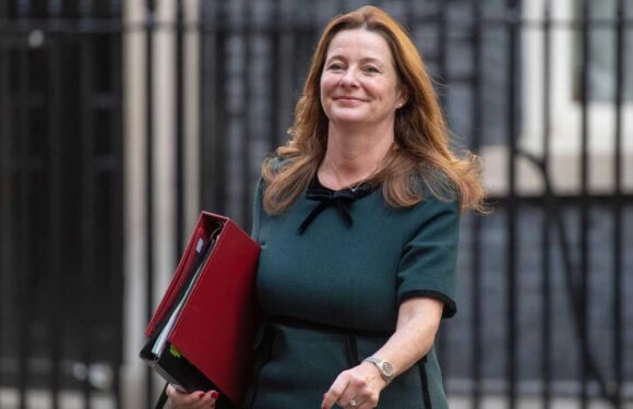 Kids actually PREFER learning in portacabins than classrooms, Education Secretary says in RAAC grilling | The Sun