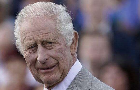King faces criticism after he forces FOUR ministers to fly 400 miles