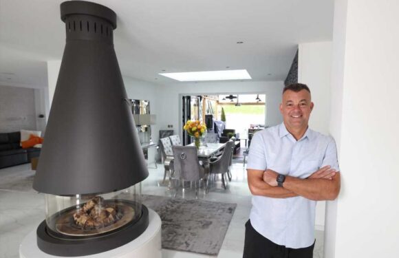 Lucky EuroMillions lottery winner Gareth Bull splits with interior designer girlfriend after building massive mansion | The Sun