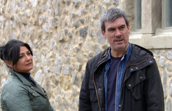 Moira raging as Cain lies to her over secret in Emmerdale spoiler video