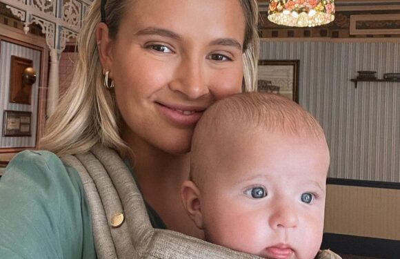 Molly-Mae shares adorable snap of rarely seen mum with daughter Bambi