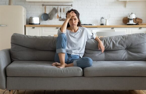 My 12-year-old daughter's friend overstays her welcome