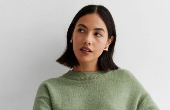 New Looks comfy and cosy £20 jumper is being compared to £98 The White Company version