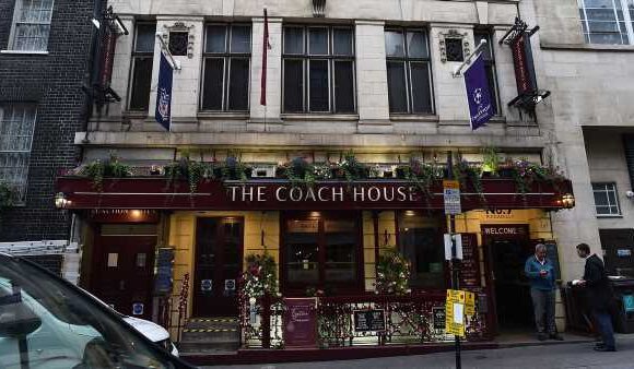 Outraged punters blast Britain's biggest pub chain