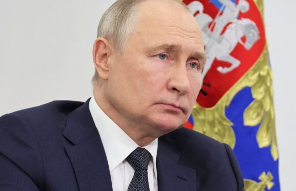 Putin humiliated as Ukraine breaks Russia’s main defensive line in major victory