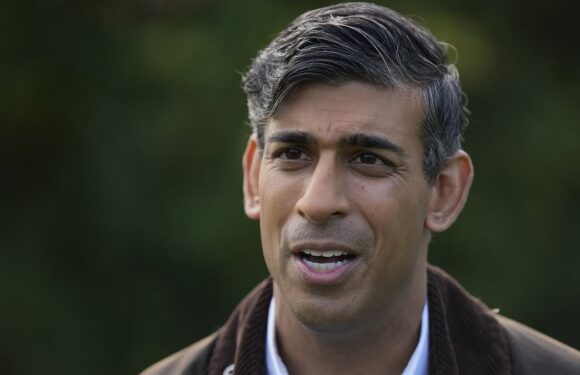 Rishi Sunak considers raising smoking age to phase it out in youth