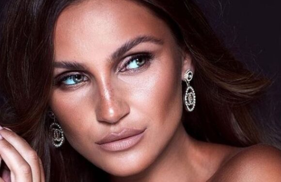 Sam Faiers has autumnal hair transformation with bold look – and celeb pals are obsessed