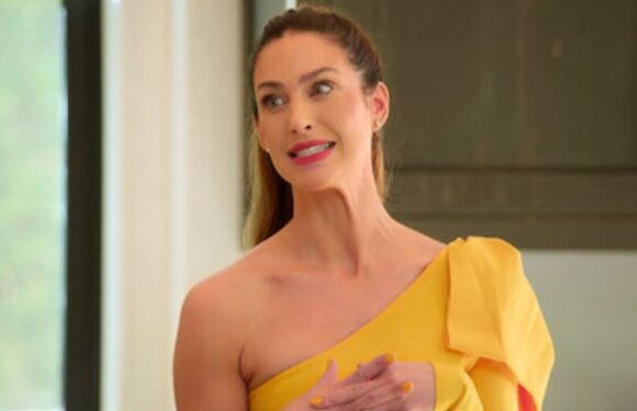 Selling the OC’s Polly Brindle on drunken kiss with co star Tyler Stanaland